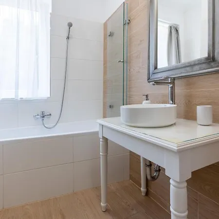 Degenfeld Kastely Toparti Vendeghaz Guest house
