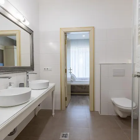 Guest house Degenfeld Kastely Toparti Vendeghaz *